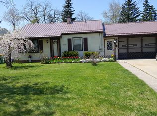 406 Morrison St, Geneva, OH 44041