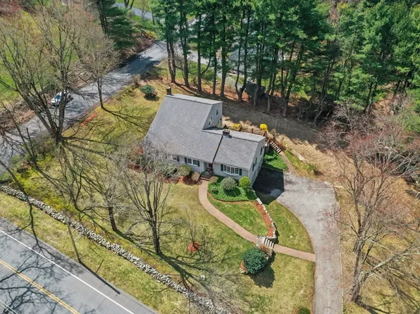 46 Depot St, Westford, MA 01886
