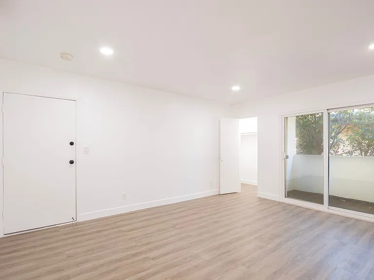 1235 N Ogden Dr #4 — Photo 4