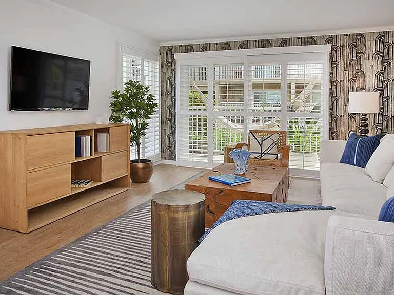 Bayside at Coronado — Photo 23
