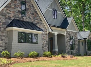 5414 Spinnaker Ln, Gainesville, GA