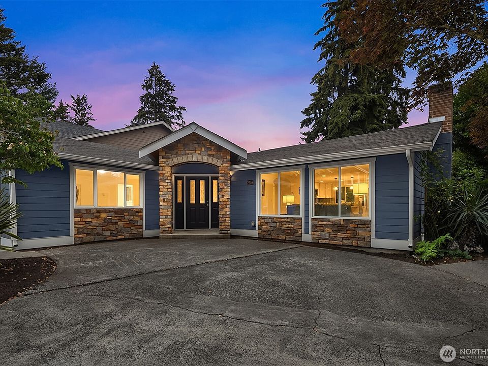 1st image of 2205 NE 28th Street