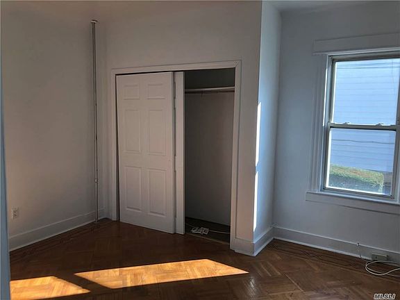 3rd image of 215 Forest Ave Floor 1