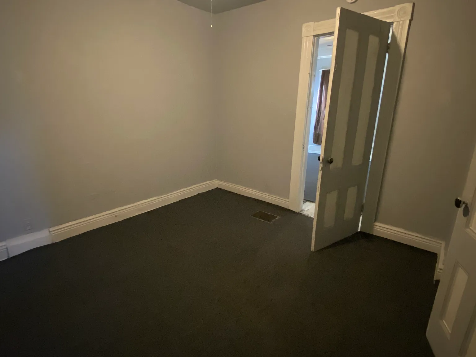 4 bed, 1570 sqft, $1,500 — Photo 3
