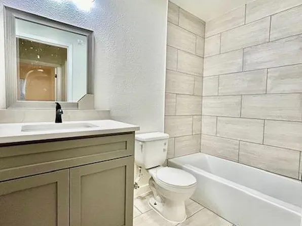 5903 Cougar Dr APT D, Austin, TX 78745