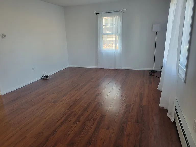 335 Woodend Rd — Photo 10
