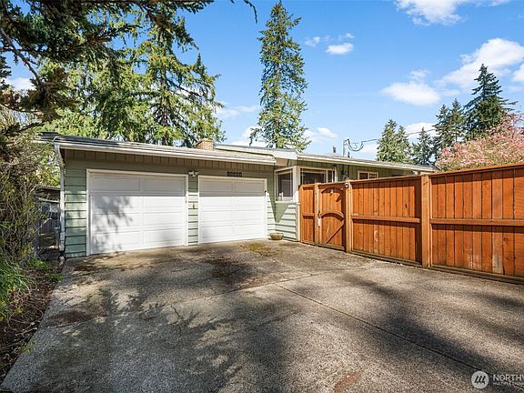 3rd image of 15406 SE 22nd Place