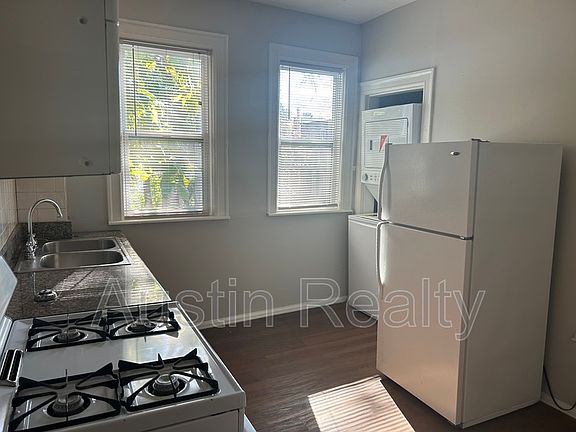 3rd image of 4262 Castleman Ave #2F