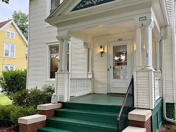 3rd image of 748 Bateman St