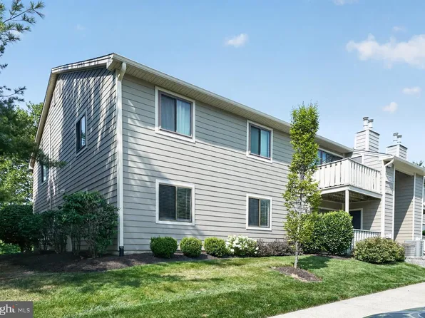 1313 Morris Ct, North Wales, PA 19454