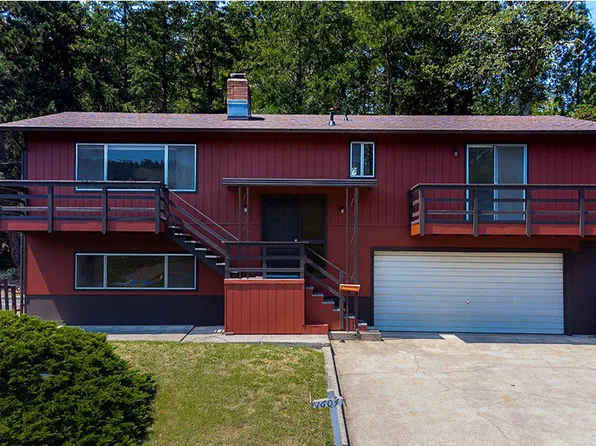 1604 Ridge Ave, Roseburg, OR 97470