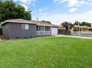 261 Minnewawa Ave, Clovis, CA 93612