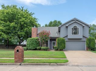 1832 N 14th St, Broken Arrow, OK 74012
