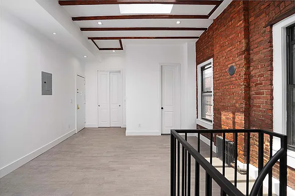 Rented by Nolita Group | media 17