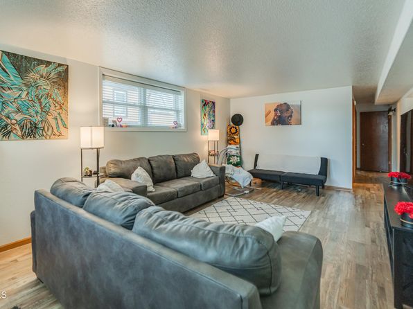 bismarck-north-dakota-78396356 picture