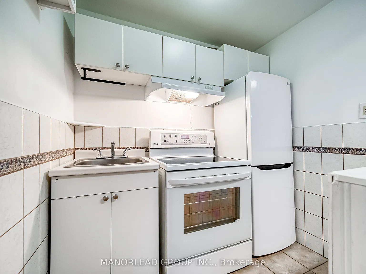 2 bed, $1,800 — Photo 4