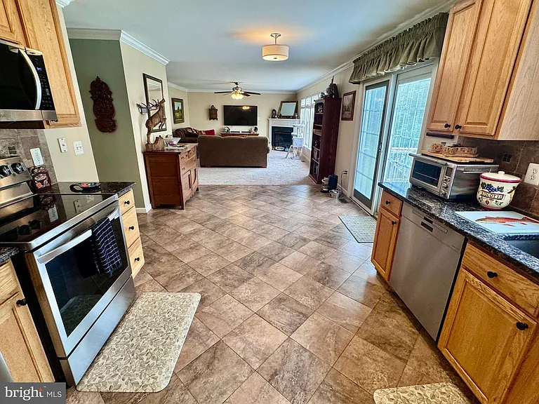 29 Webb Ct — Photo 15