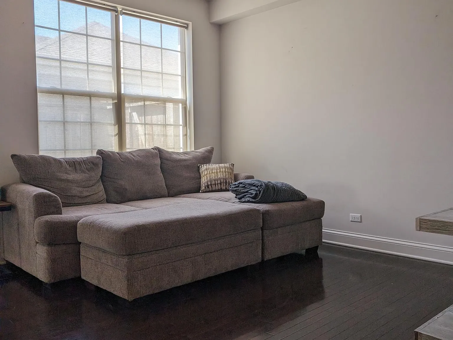 3 bed, 2.5 bath, 2253 sqft, $4,700 — Photo 3