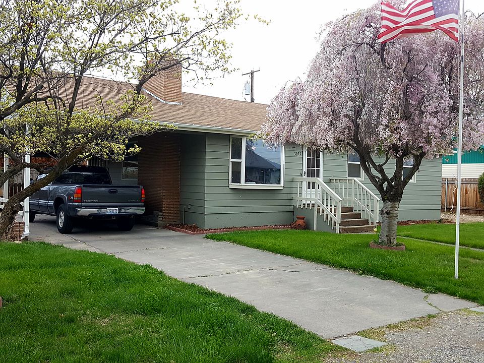 1st image of 3927 W 2nd Ave