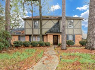 110 Pine Manor Dr, Conroe, TX 77385