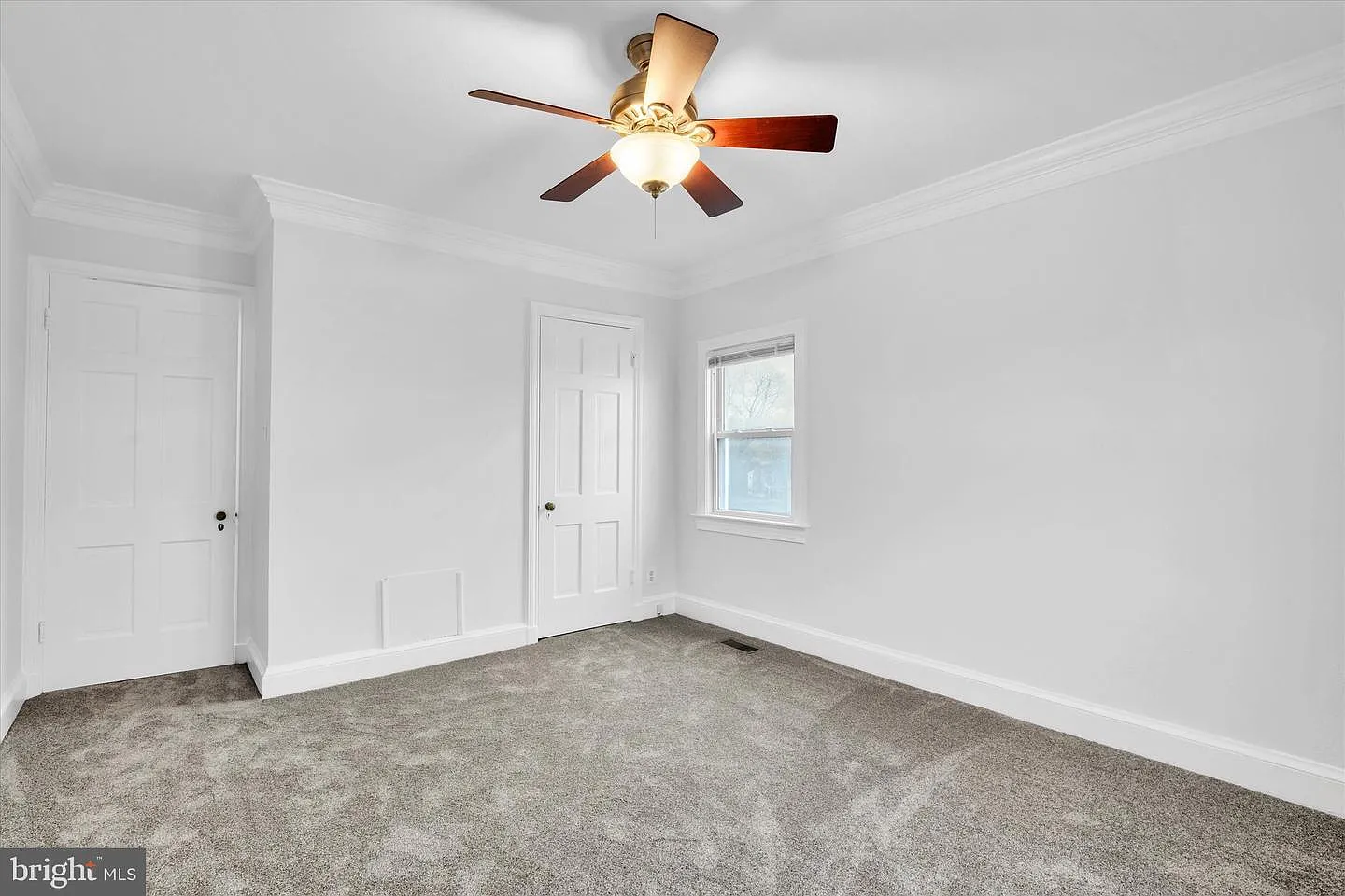 1002 Chillum Road - 1 — Photo 3