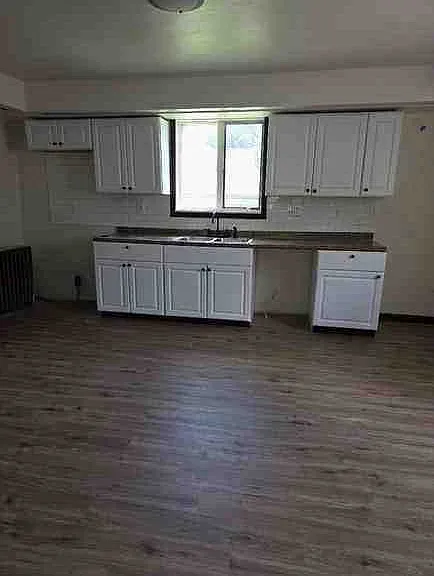 548 Heath St — Photo 16