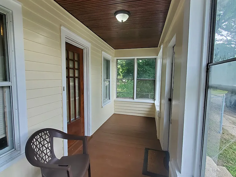 511 Olive St — Photo 21