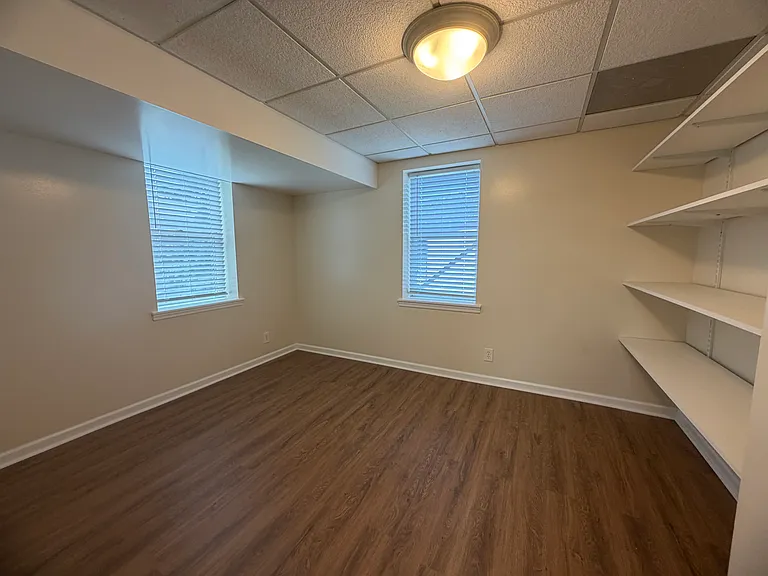 34 Ernest St #2 — Photo 5