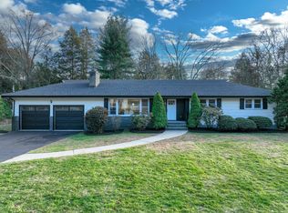 90 Lu Manor Drive, Fairfield, CT 06825