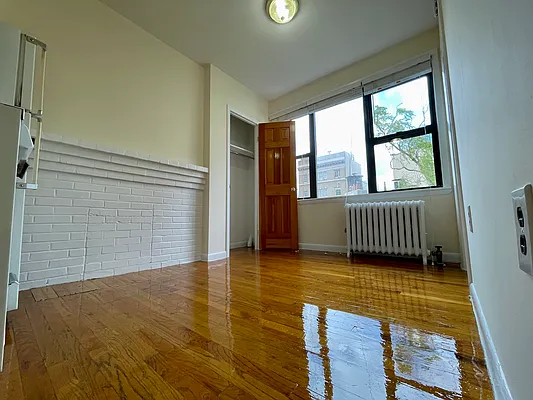 Rented by Building Equity Real Estate LLC | media 11