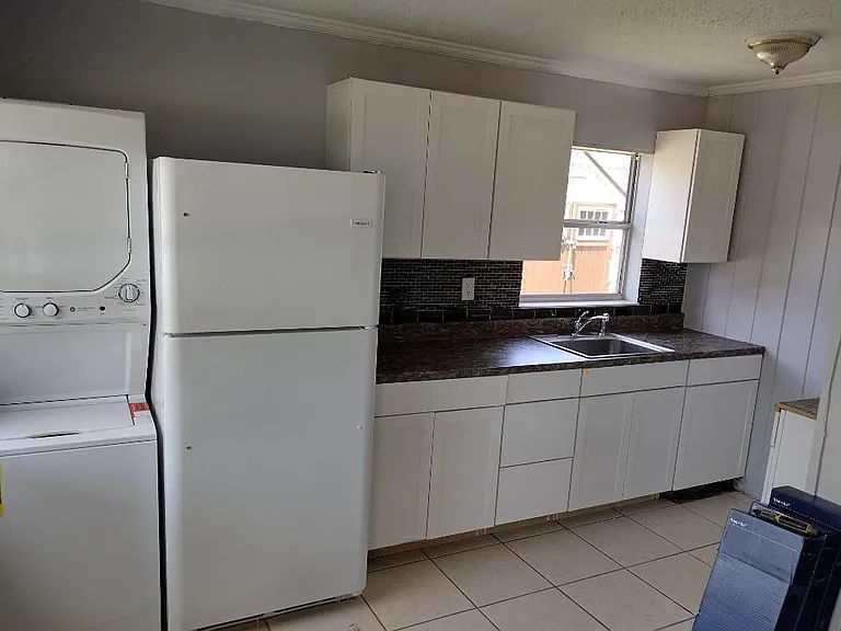 4383 SE Field St — Photo 6