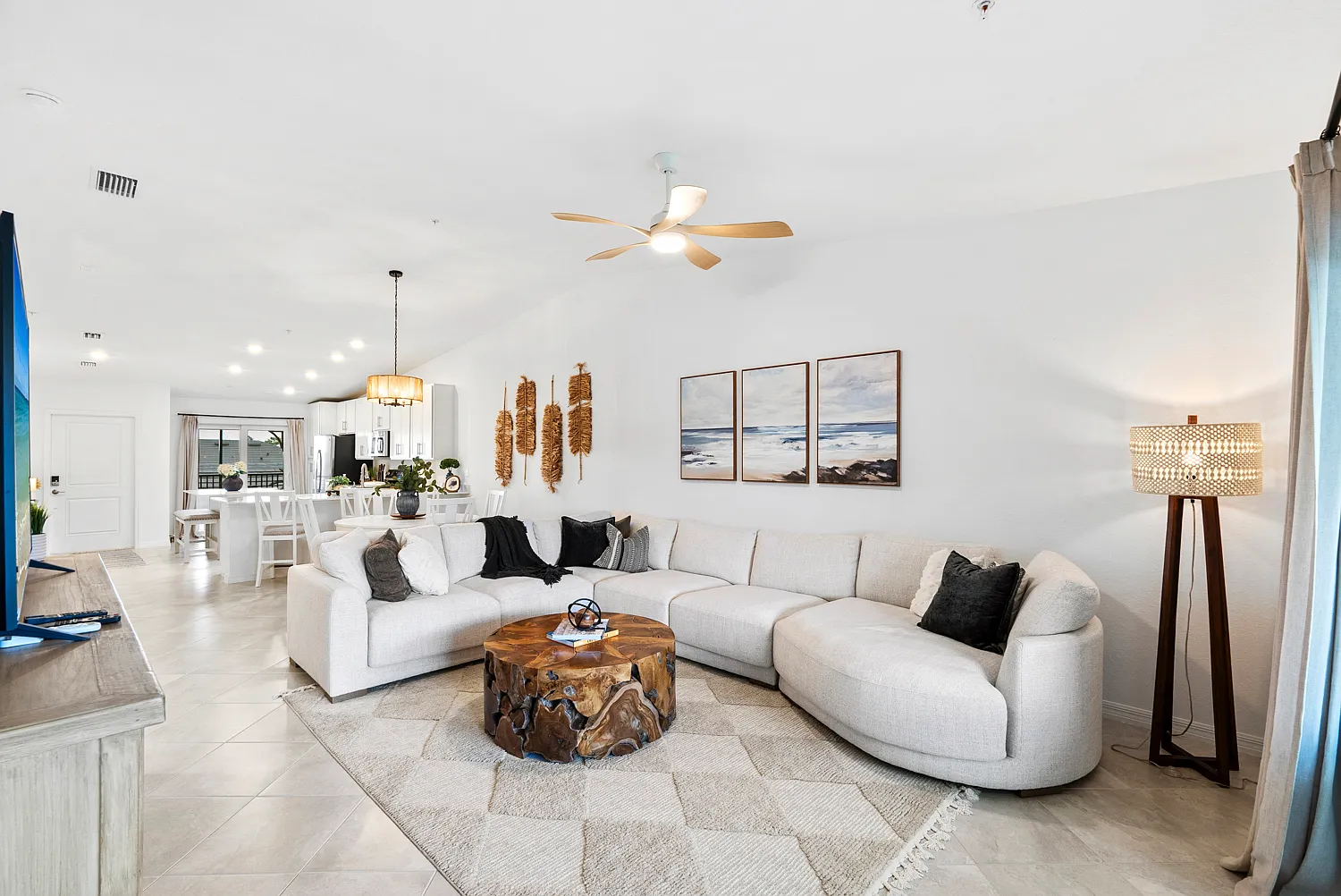 2 bed, 1355 sqft, $2,800 — Photo 1