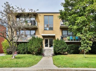 28 Fraserwood Ave #2, Toronto, ON M6B2N5