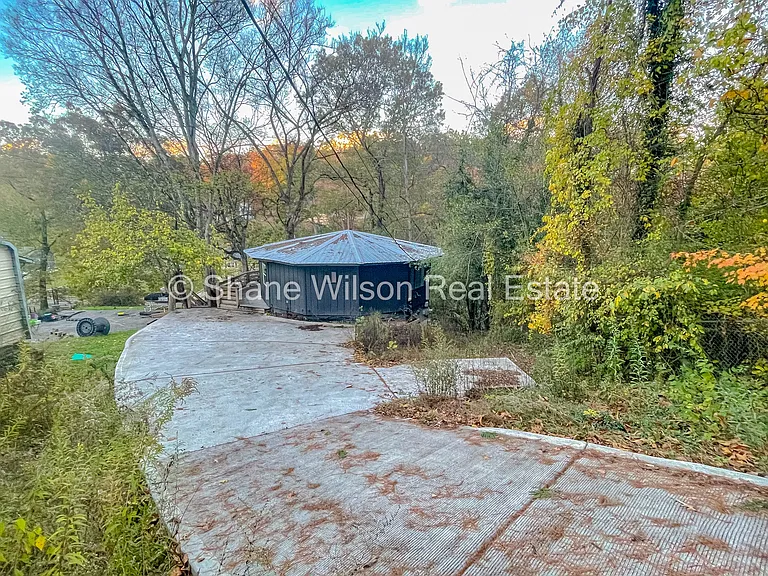 720 Midland Pike — Photo 3