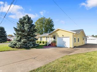 2214 Gilbert St, Burlington, IA 52601