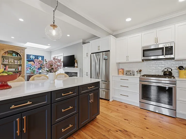 37 Marlboro St #37 — Photo 14