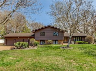 1587 Windemere Dr NE, Fridley, MN 55421