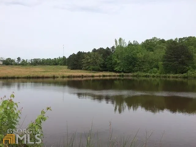 433 School Rd photo 1