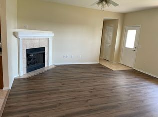 511 N Brookfield Dr, Centerton, AR 72719