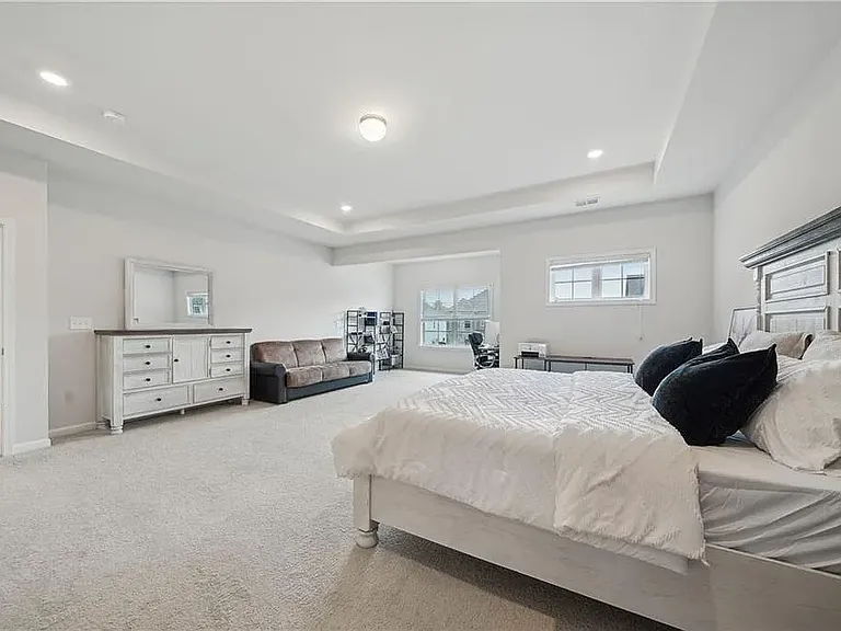 7455 Easton Valley Ln — Photo 6