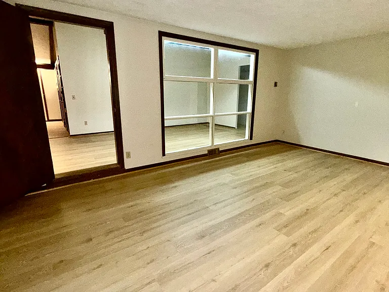 1201 Woodrow St NW — Photo 3