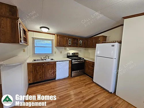 14 Hickory Dr Photo 1