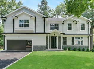 88 Woodland Rd, Demarest, NJ 07627