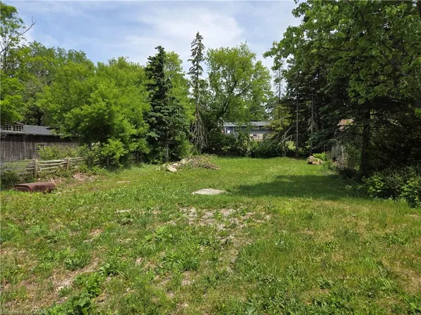 56 Brock Rd S, Puslinch, ON N0B 2J0
