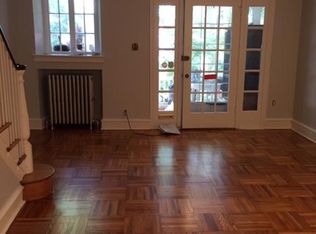 132 E Roumfort Rd, Philadelphia, PA 19119