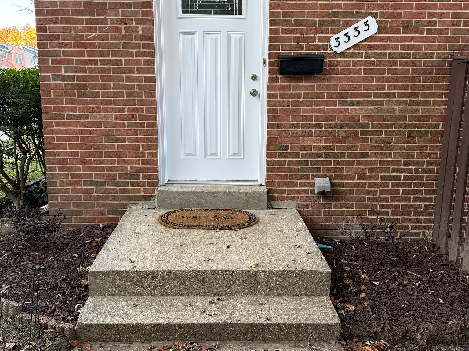 4 bed, 1302 sqft, $3,500 — Photo 3