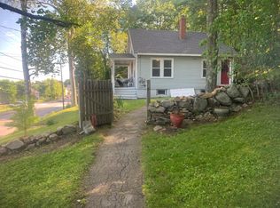 56 Bow St, Freeport, ME 04032