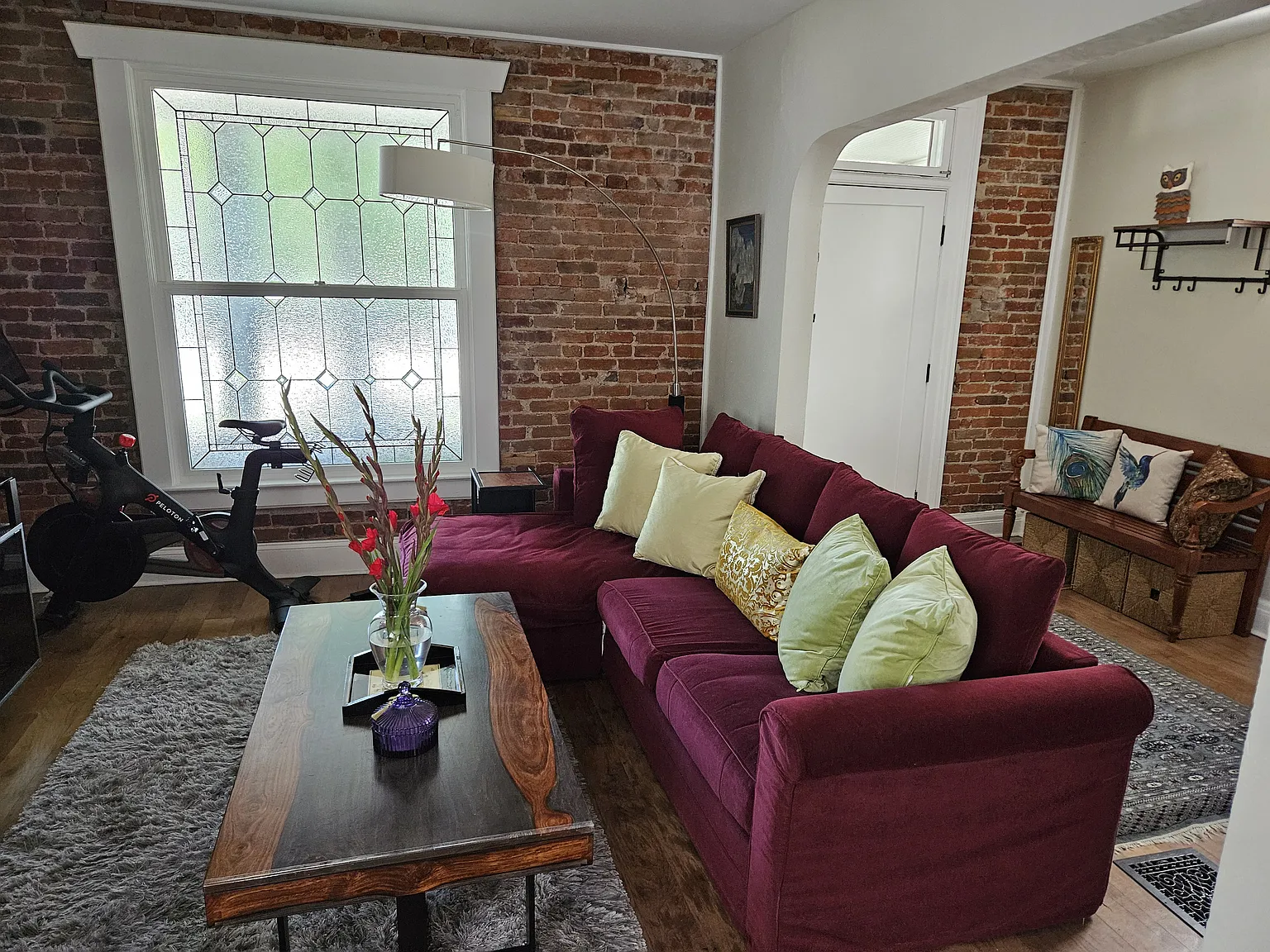 4 bed, 1676 sqft, $4,200 — Photo 4