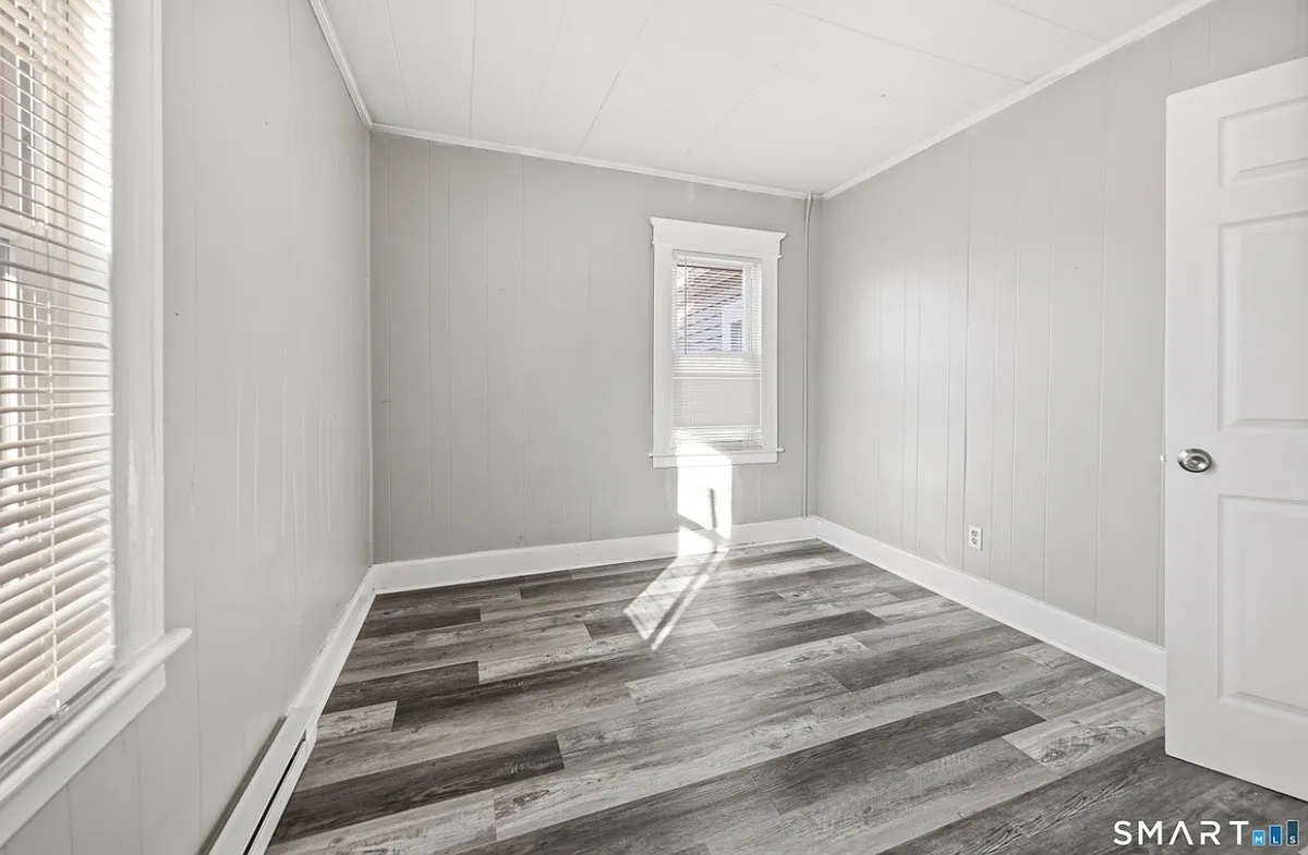 Building Photo - 31 Van Orman St #2