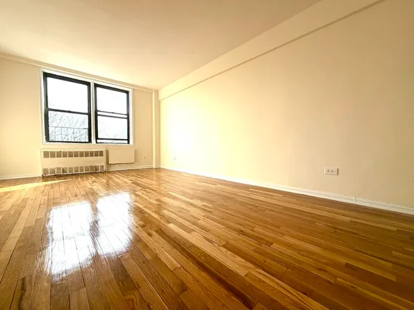 1355 East 18th Street image 1 of 13